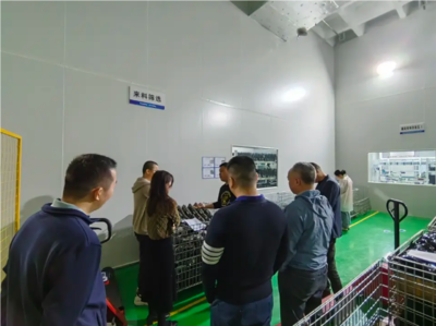 橙柚青攜手客戶共探雨翔再制造工廠，深化技術進出口合作共謀發展